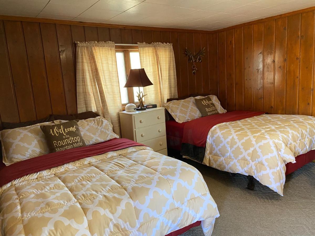 Roundtop Mountain Vista - Cabins And Motel Thermopolis Exterior foto
